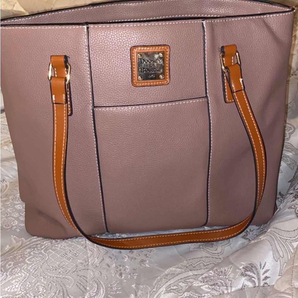 Dooney & Bourke purse